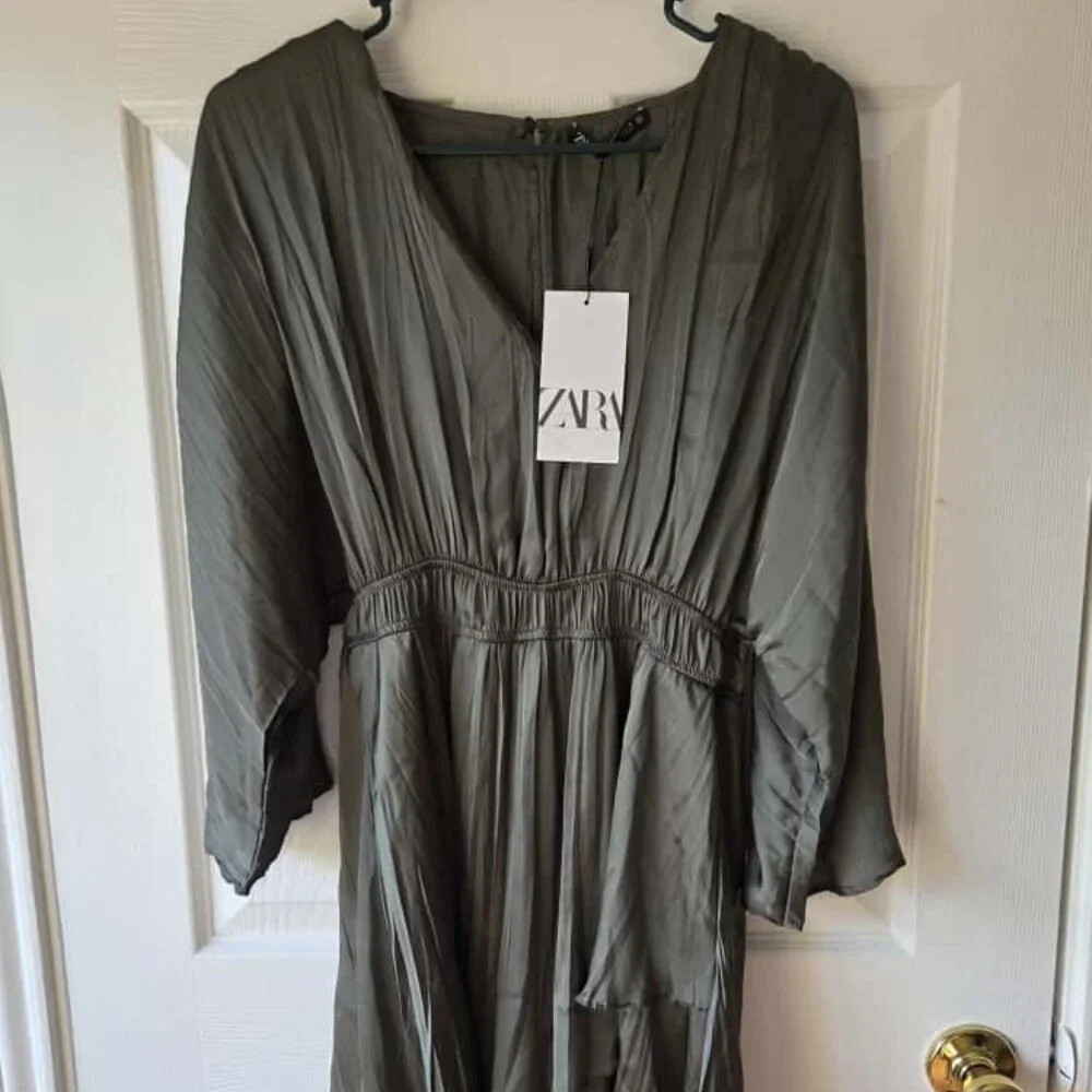 Zara Army Green Mini Dress M NWT $50 - Picture 3 of 11